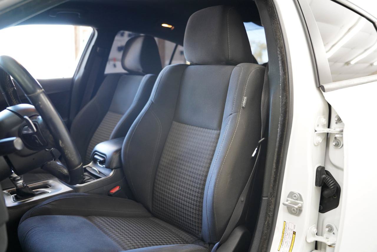 Used 2018 Dodge Charger R/T RWD image 23