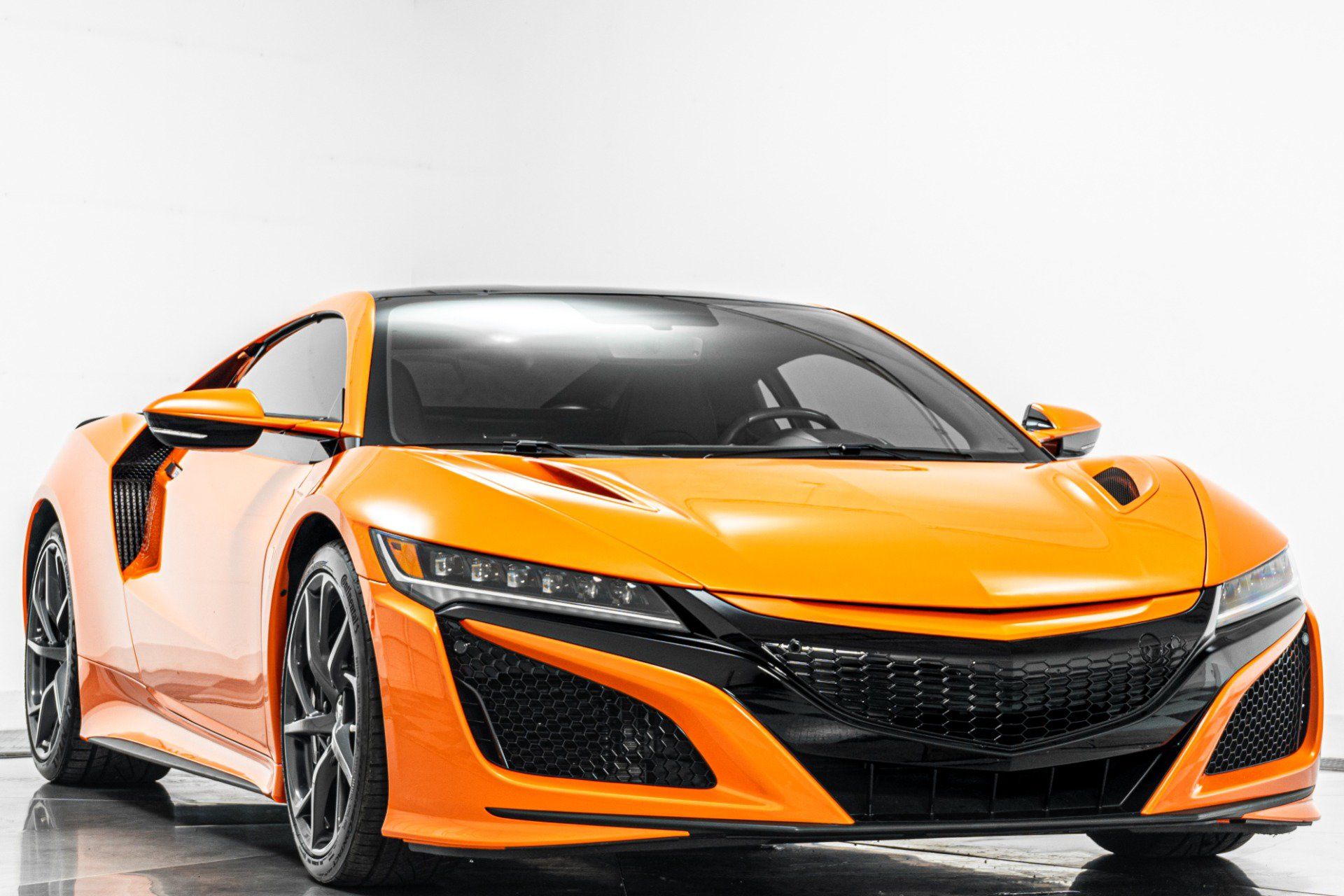 Used 2019 Acura NSX AWD/4WD image 3