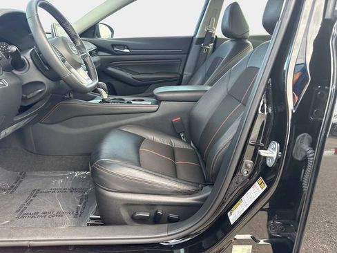 Used 2022 Nissan Altima 2.0 SR FWD image 16