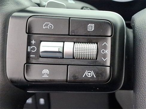 Used 2025 Hyundai Santa Fe SE image 23