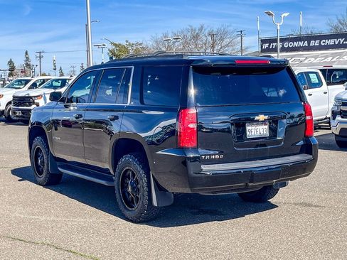 Used 2019 Chevrolet Tahoe LT image 2