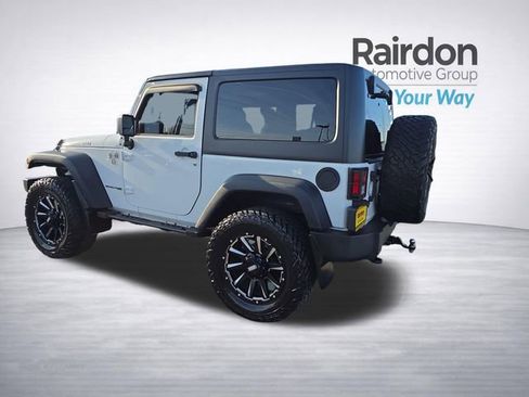 Used 2018 Jeep Wrangler Rubicon w/ Power Convenience Group AWD/4WD image 5