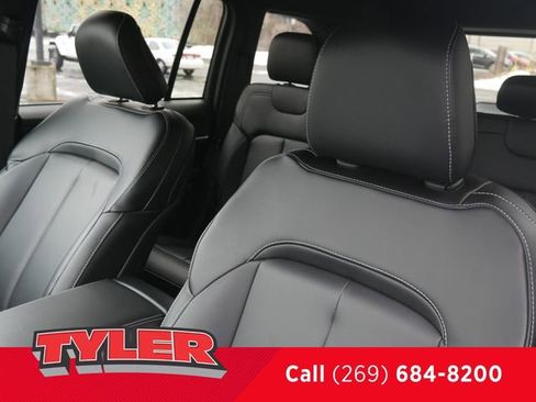 New 2026 Jeep Grand Cherokee Limited image 39