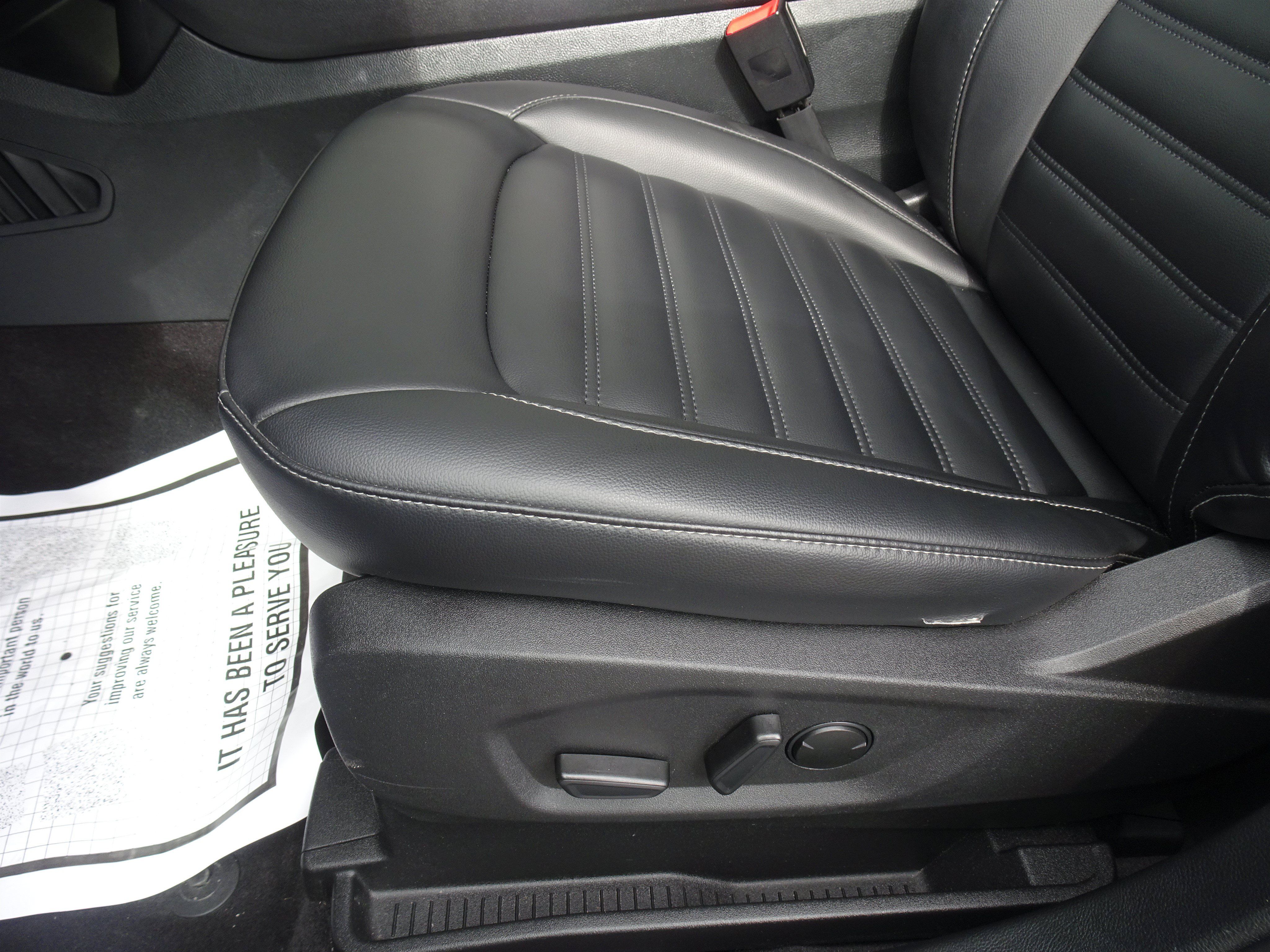 Used 2024 Ford Edge SEL w/ Convenience Package AWD/4WD image 9