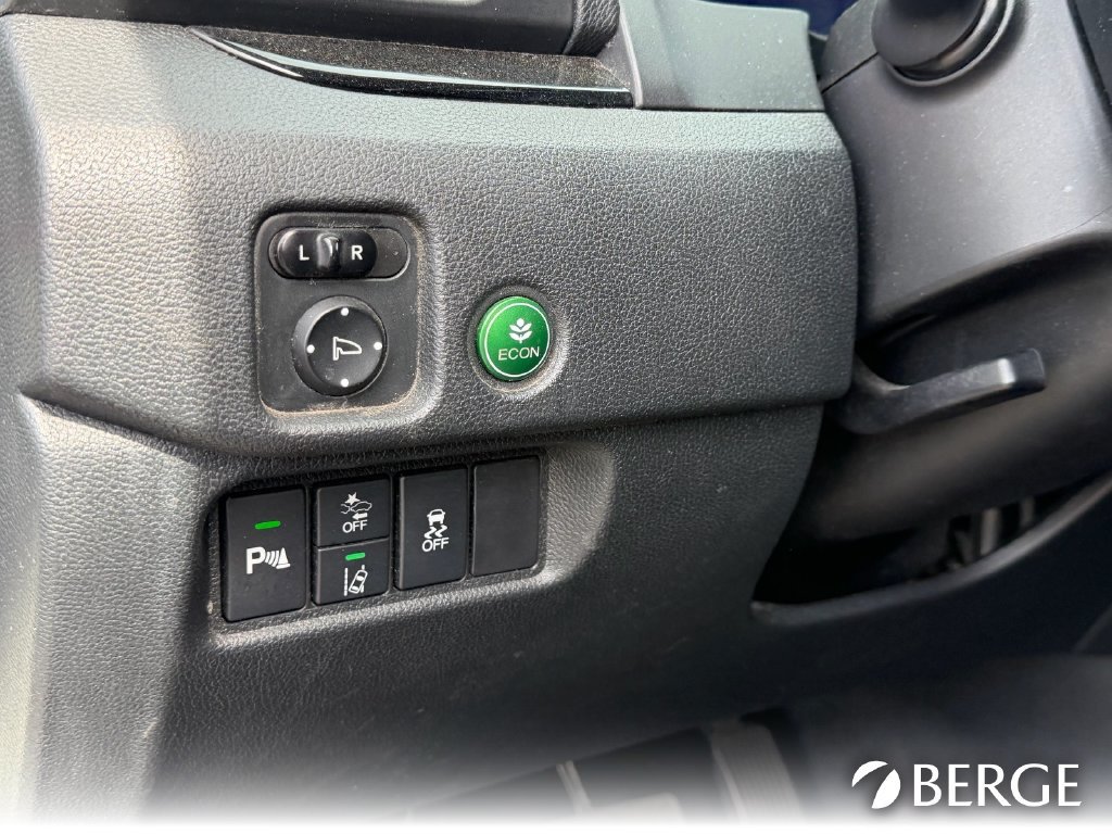 Used 2022 Honda Pilot Touring image 28