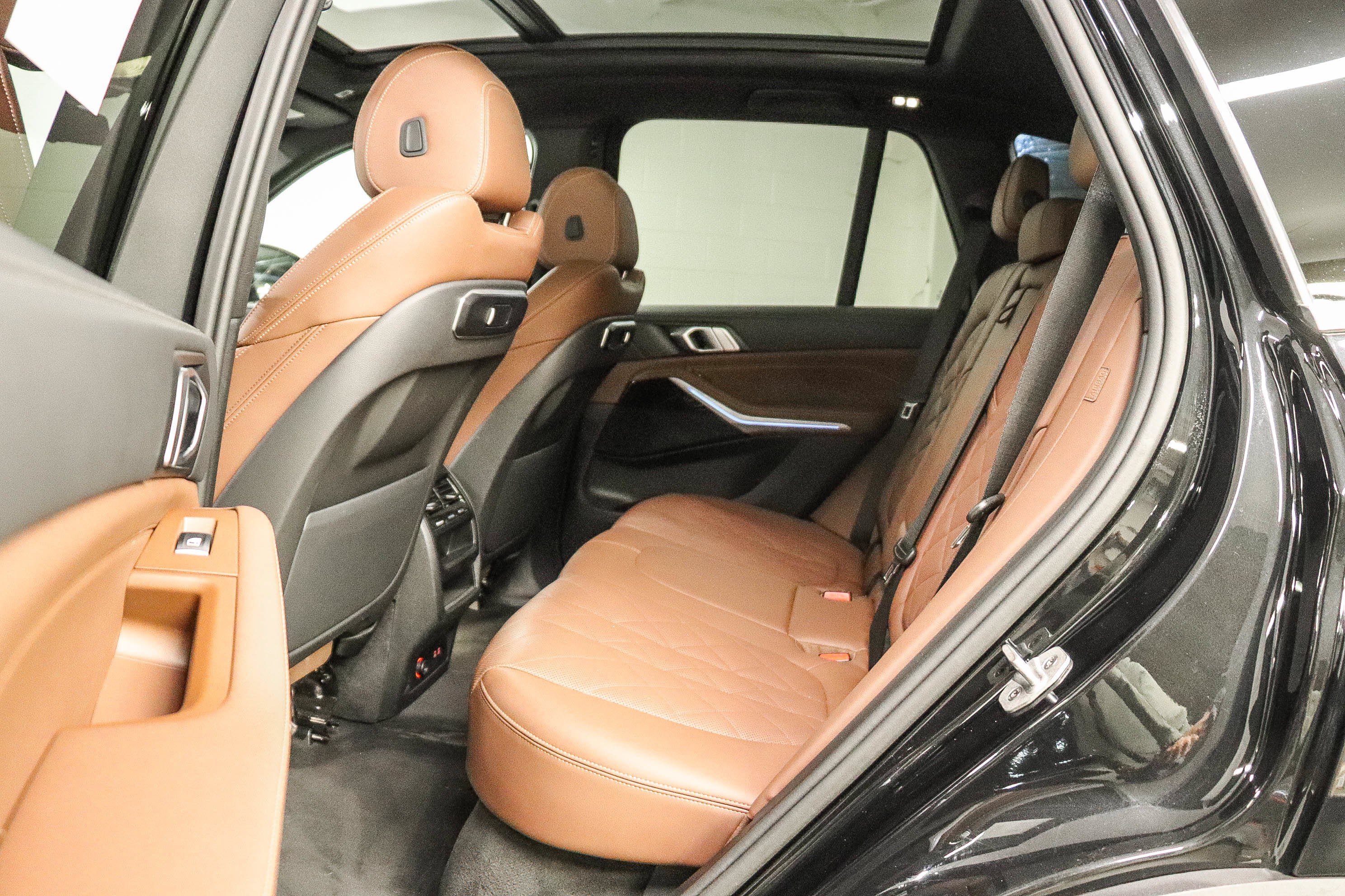 Certified 2024 BMW X5 xDrive50e AWD/4WD image 18