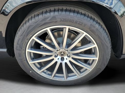 New 2026 Mercedes-Benz GLS 580 4MATIC image 31