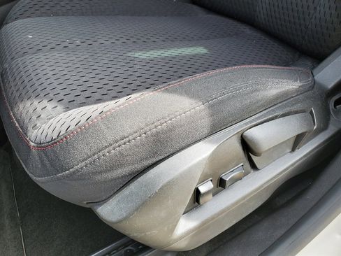 Used 2013 Chevrolet Equinox LS image 15