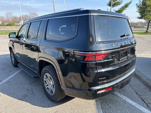 New 2024 Jeep Wagoneer 4WD w/ Convenience Group I image 9