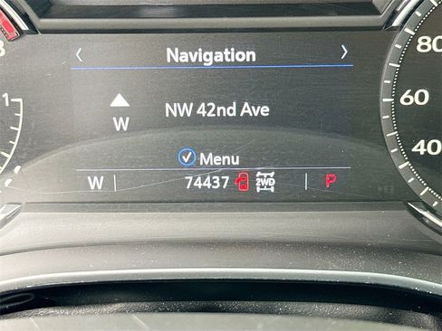 Used 2023 Cadillac XT5 Premium Luxury image 13