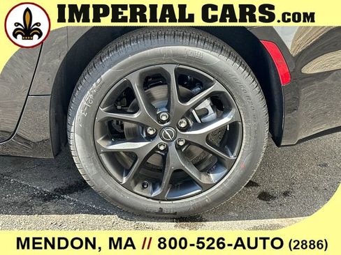 New 2026 Chrysler Pacifica Limited w/ S Appearance Package AWD/4WD image 7