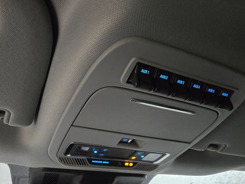 Used 2024 Ford F250 Lariat w/ Black Appearance Package AWD/4WD image 36