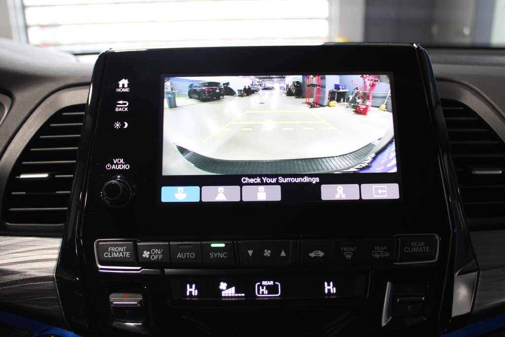 Used 2023 Honda Odyssey Elite image 17