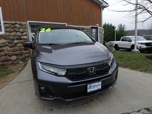 Used 2026 Honda Odyssey EX-L image 3