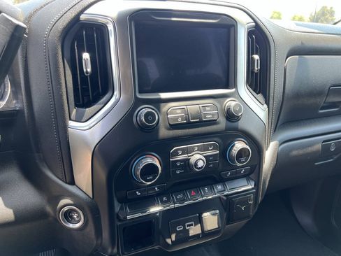 Used 2021 Chevrolet Silverado 1500 LT RWD image 37