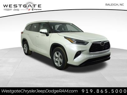 Used 2021 Toyota Highlander LE