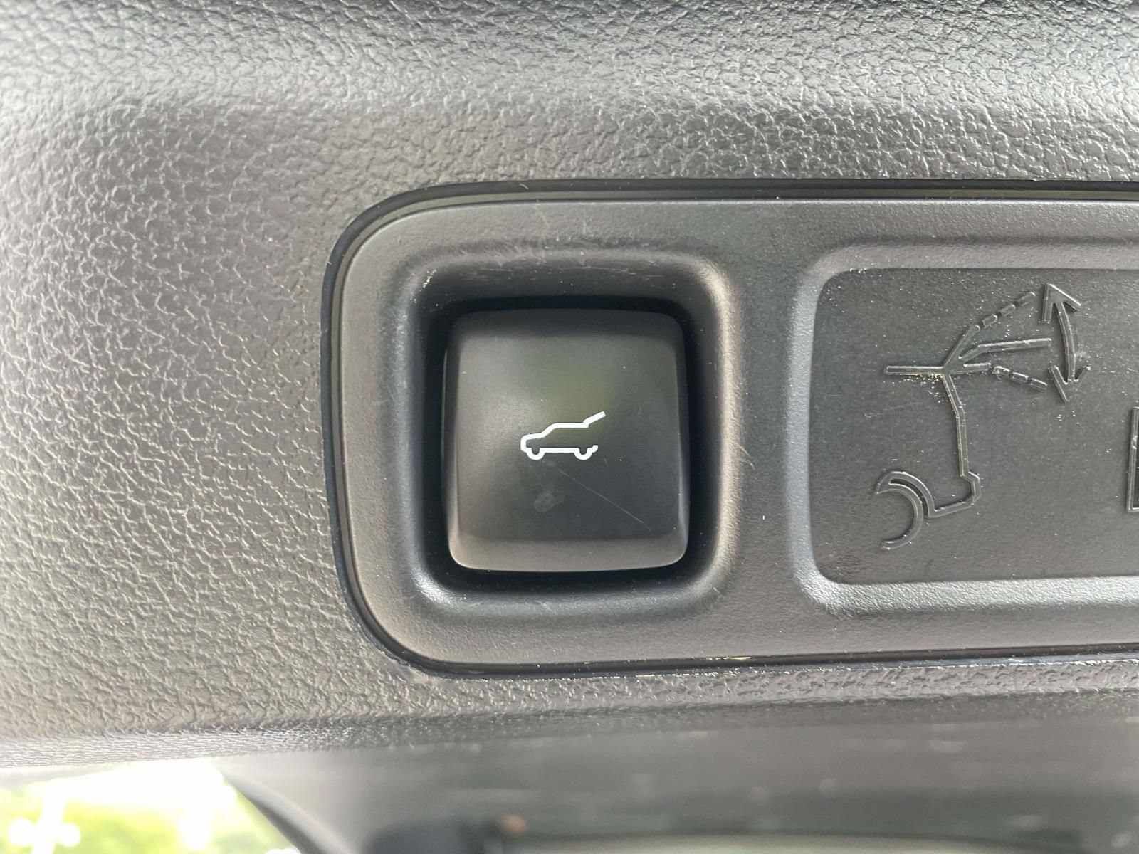 Used 2024 Ford Expedition Limited AWD/4WD image 10