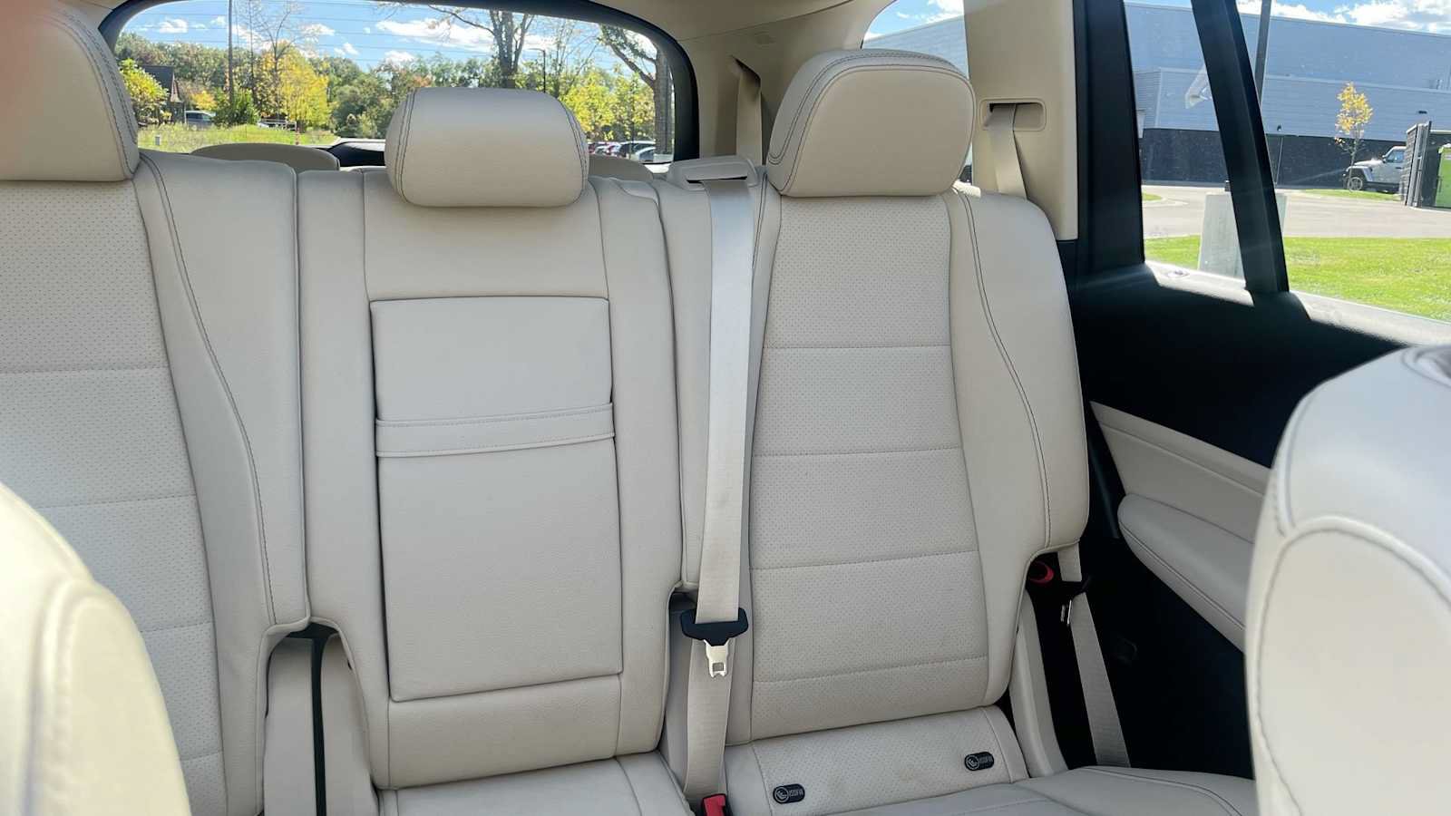 Certified 2023 Mercedes-Benz GLS 450 4MATIC image 33