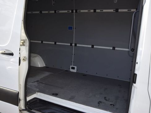 Used 2024 Mercedes-Benz Sprinter 2500 w/ Acoustic Package image 11