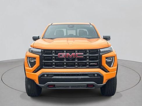Used 2025 GMC Canyon AT4 w/ Technology Plus Package AWD/4WD image 2