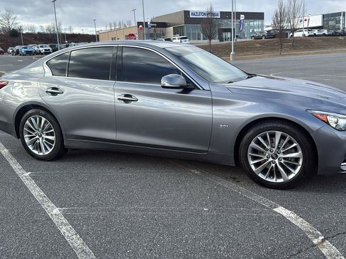 Used 2019 INFINITI Q50 Luxe image 3