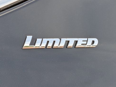 Used 2024 Toyota Tundra Limited AWD/4WD image 10