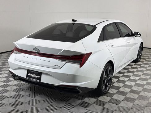Used 2021 Hyundai Elantra Limited w/ Cargo Package image 5