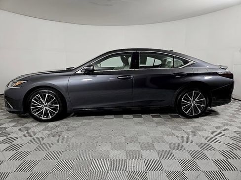 Certified 2025 Lexus ES 300h w/ Premium Package image 8
