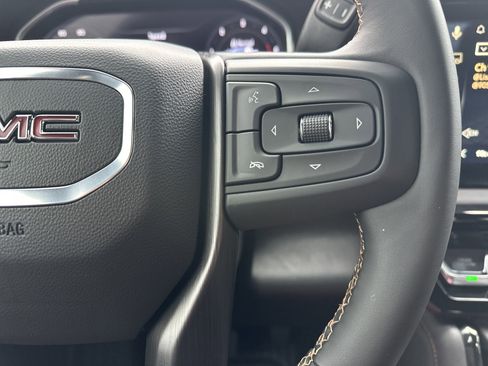 Used 2024 GMC Sierra 2500 AT4 w/ AT4 Premium Plus Package image 20