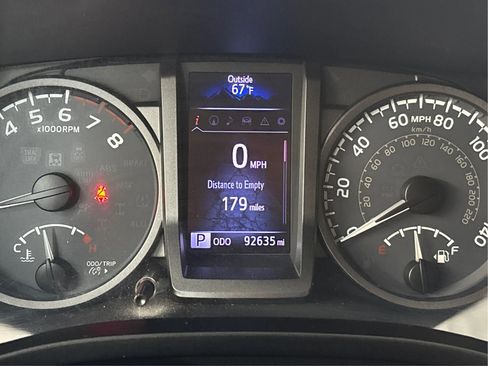 Used 2016 Toyota Tacoma TRD Off-Road w/ Towing Package AWD/4WD image 47
