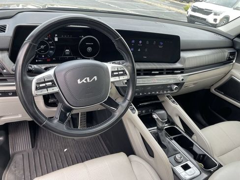 Used 2023 Kia Telluride SX FWD image 10