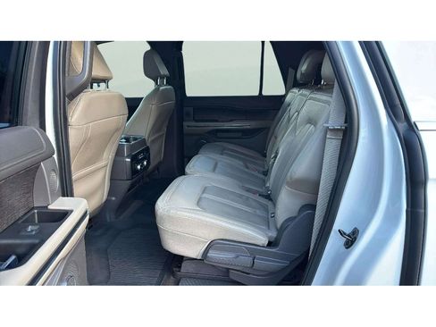 Used 2021 Ford Expedition Max Limited image 13