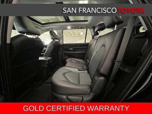 Certified 2024 Toyota Grand Highlander AWD image 16