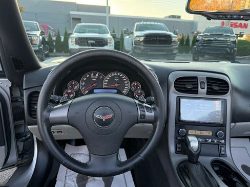 Used 2007 Chevrolet Corvette Convertible w/ Preferred Equipment Group image 39