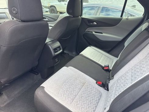 Used 2024 Chevrolet Equinox LS image 33