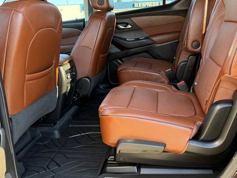Used 2021 Chevrolet Traverse High Country w/ LPO, Floor Liner Package image 8