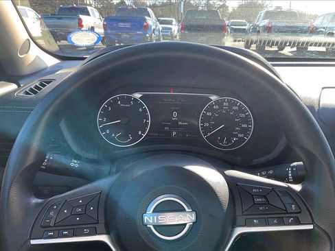 Used 2024 Nissan Sentra SV image 13