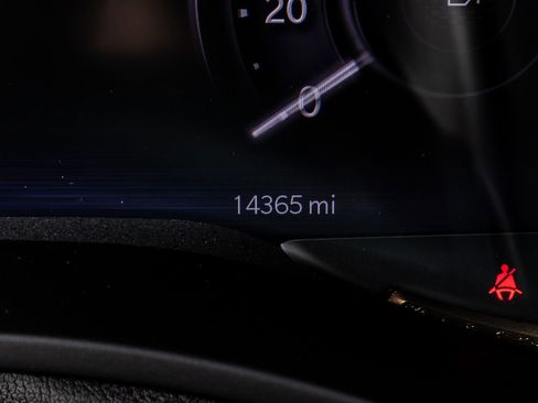 Used 2024 RAM 3500 Limited w/ Towing Technology Group image 20