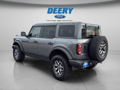 Used 2025 Ford Bronco Badlands image 13