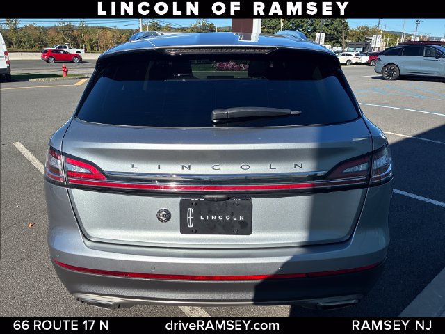 Used 2023 Lincoln Nautilus Reserve AWD/4WD image 4