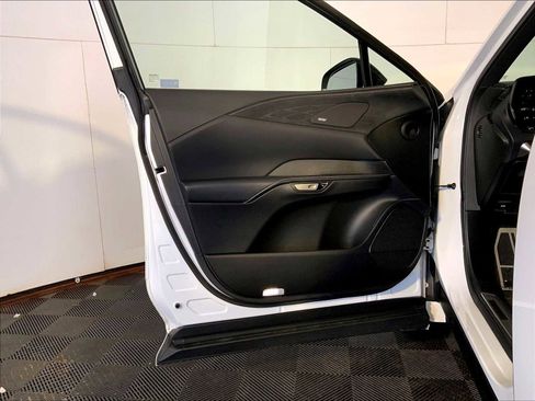 Used 2023 Lexus RX 500h F Sport AWD/4WD image 25