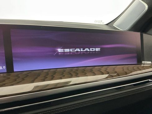 Used 2025 Cadillac Escalade Sport Platinum w/ LPO, ONYX Package AWD/4WD image 12