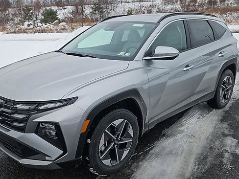 New 2026 Hyundai Tucson SEL image 3