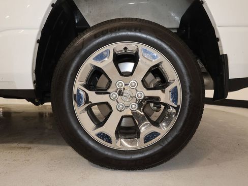 Used 2022 RAM 1500 Big Horn AWD/4WD image 20