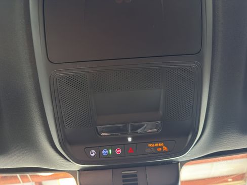 New 2026 Chevrolet Traverse LT w/ LPO, Floor Liner Package image 20