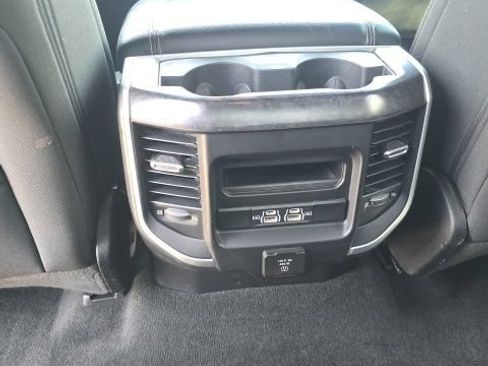 Used 2022 RAM 1500 Big Horn AWD/4WD image 26