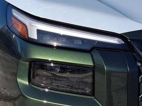 New 2026 Subaru Outback Limited AWD/4WD image 9
