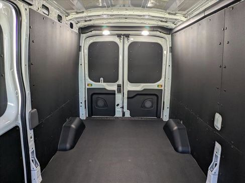New 2026 Ford Transit 250 148 Medium Roof w/ Load Area Protection Package image 15