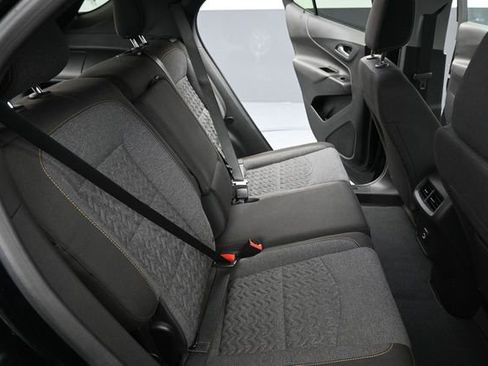 Used 2023 Chevrolet Equinox LT FWD image 21