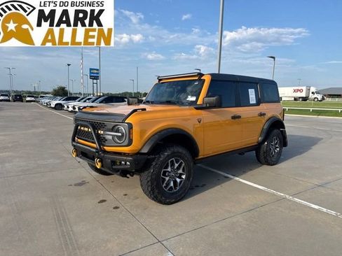 Used 2021 Ford Bronco Badlands AWD/4WD image 2
